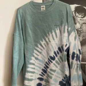 VS PINK long sleeve shirt